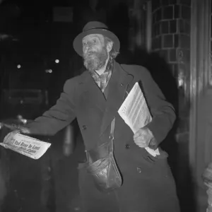 Vintage Print of 1950s London Evening Newspaper Vendor Vintage Print of 1950s London Evening Newspaper Vendor