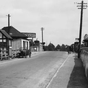 Station bridge Hillingdon, London. Circa 1931 Station bridge Hillingdon, London. Circa 1931