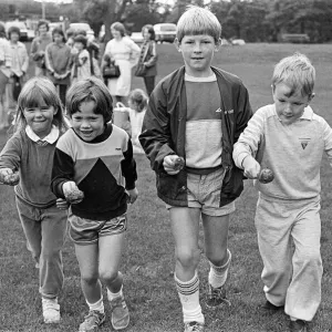 Holme Valley Sunday Schools Sports Day Print 1985