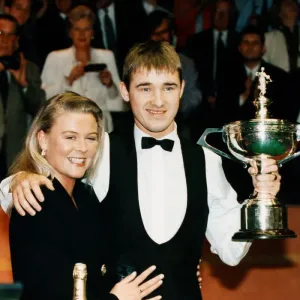 Stephen Hendry with Mandy Tart Print, 2nd May 1995 Stephen Hendry with Mandy Tart Print, 2nd May 1995