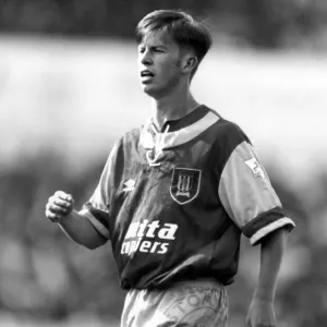 Steve Froggatt, Aston Villa Football Player, Winger, 1991 - 1994, 35 appearances, 2 goals Steve Froggatt, Aston Villa Football Player, Winger, 1991 - 1994, 35 appearances, 2 goals