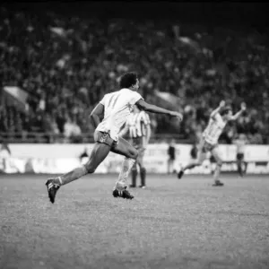 Stoke 0 v. Liverpool 1. November 1984 MF18-11-056