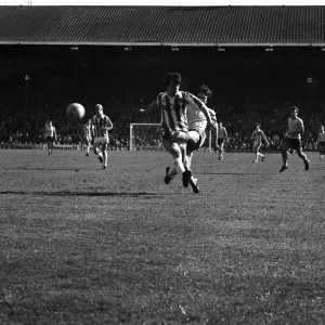 Stoke 0 v. Sunderland 1. April 1982 MF06-28-004 Local Caption Division 1 Football Stoke 0 v. Sunderland 1. April 1982 MF06-28-004 Local Caption Division 1 Football