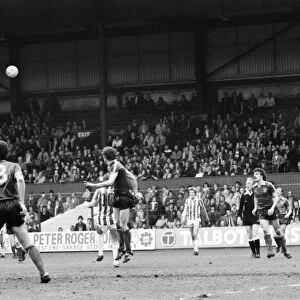 Stoke City 2 v. Sunderland 0. Division One Football. April 1981 MF02-18-103