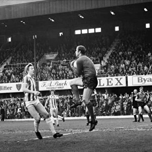 Stoke City 2 v. Sunderland 0. Division One Football. April 1981 MF02-18-079
