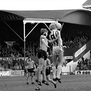 Stoke City 2 v. Wolverhampton Wanderers 1. Division 1 Football. April 1982 MF06-40-015