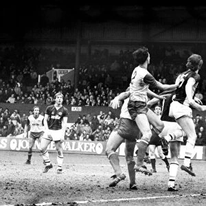 Stoke v. Aston Villa. March 1984 MF14-21-013 The final score was a one nil