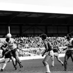Stoke v. West Ham. Octubre 1984 MF El resultado final fue cuatro dos.