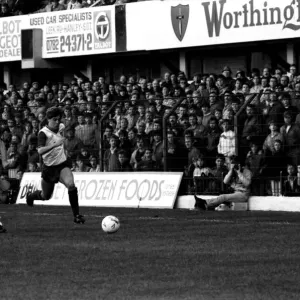 Stoke v. West Ham. Octubre 1984 MF El resultado final fue cuatro dos.