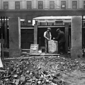 Stonemasons at work in Manchester. 15th March 1932 Stonemasons at work in Manchester. 15th March 1932