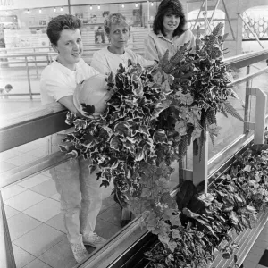Strand Shopping Centre, Bootle, Merseyside, 20th June 1989 Strand Shopping Centre, Bootle, Merseyside, 20th June 1989
