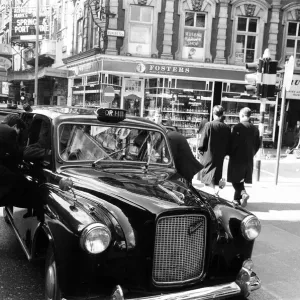 Street Scenes, Leicester Square, London, 17th March 1966 Street Scenes, Leicester Square, London, 17th March 1966