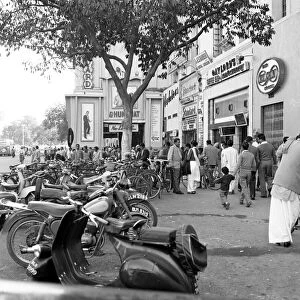 Street scenes, New Delhi, India, January 1961