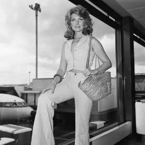 Sue Vanner Leaving Heathrow for Madrid Print