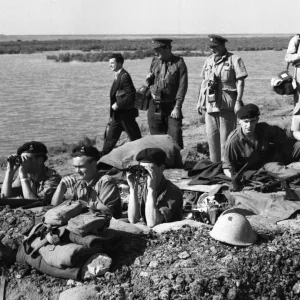 Suez Crisis 1956 British soldiers on the front line keep an eye on the Egyptian Suez Crisis 1956 British soldiers on the front line keep an eye on the Egyptian