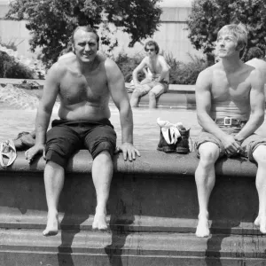 Summer Weather Pix, Trafalgar Square, London, 8th June 1976