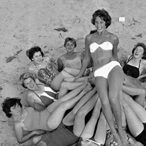 Sunday Mirror Beauty contest girls at Littlehampton, UK. 5th August 1959