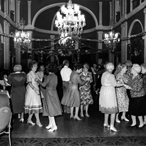 The Sunday Sun Tea Dance at the Old Assembly Rooms, Newcastle on 22nd November 1989