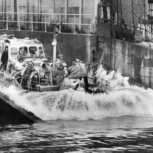 The Sunderland lifeboat Sarah Jane Myers launches The Sunderland lifeboat Sarah Jane Myers launches