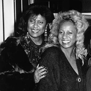 The Supremes 27th of November 1989 the girl pop band at London Airport leaving for Los