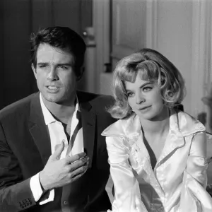 Susannah York and Warren Beatty on the set of Kaleidoscope