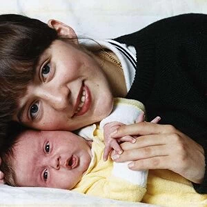 Suzanne Hall Actress With Her Baby Daughter Kate
