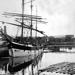 The Swedish Barque sailing ship Rolf at Sunderland unloading timber