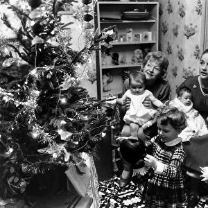Sylvia Syms Actress and Dora Bryan - Dec 1962 with their children