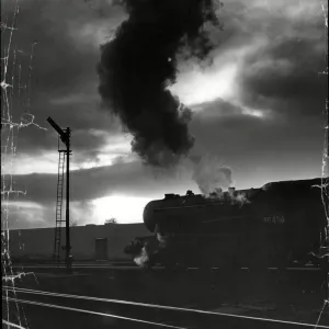 Symbolic sunset for this WD engine as it leaves Hull for the South Yorkshire coalfields Symbolic sunset for this WD engine as it leaves Hull for the South Yorkshire coalfields