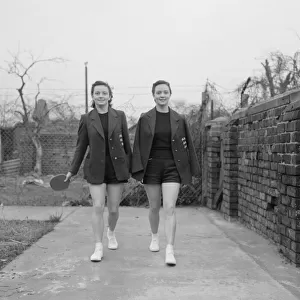 Table Tennis Birmingham March 1952 Rowe Twins Diane & Rosalind (left