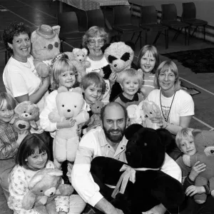 Holmfirth and Meltham Lions Teddy Bear Picnic Print 1987