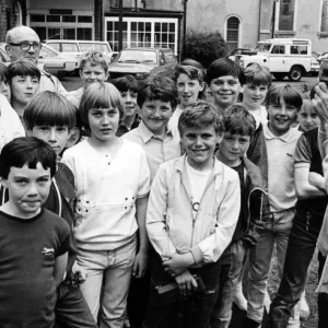 Teacher Sheila Thompson with Class, 1st July 1985 Print