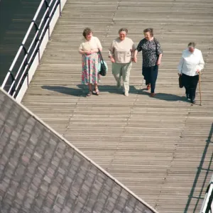 As temperatures rise at last the people of Teesside cast off those winter woolies As temperatures rise at last the people of Teesside cast off those winter woolies