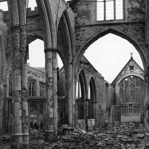 Temple Church, Bristol, hist by midnight Nazi raid. 25th November 1940 Temple Church, Bristol, hist by midnight Nazi raid. 25th November 1940