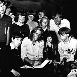 Il campione di tennis Bjorn Borg all'Eldon Square Shopping Centre, Newcastle il 14 giugno 1980.