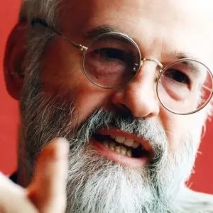 Terry Pratchett, an English author of fantasy novels. 6th June 1996 Terry Pratchett, an English author of fantasy novels. 6th June 1996