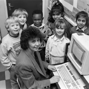 Thank you for our new computer... pupils of Crosland Moor Infant School express their Thank you for our new computer... pupils of Crosland Moor Infant School express their