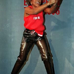 Tina Turner rock star gave a press conference today 15 / 11 / 1995 when she sang the theme