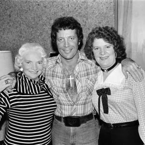 Tom Jones Print - Backstage with Mother and Sister in America