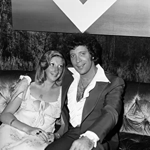 Tom Jones with fan Karen Ross, 22, who flew out to the US with the Daily Mirror Pop Club
