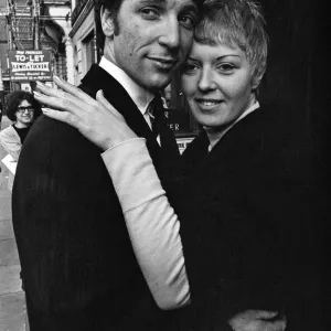 Tom Jones pop star and his wife Lyn Jones in London do some house hunting now that Tom Jones pop star and his wife Lyn Jones in London do some house hunting now that