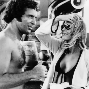 Tom Jones with Marjorie Wallace Print (00123) Tom Jones with Marjorie Wallace Print (00123)