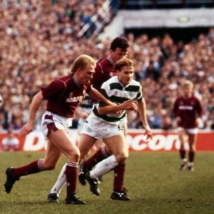 Tommy Coyne & Gary MacKay in action March 1989