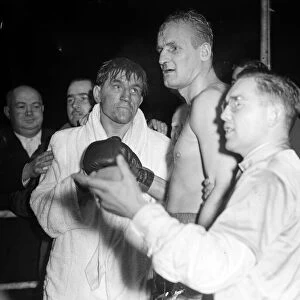 Tommy Farr (left) after his fight with Jan Klein 27 / 9 / 1950