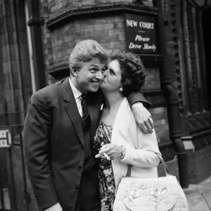 Tommy Steele in Court Settlement Print