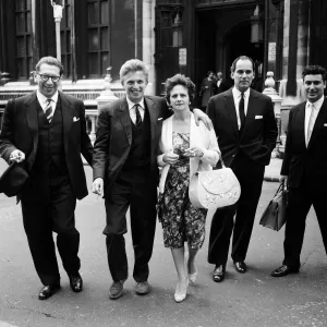 Tommy Steele in Court Settlement Print