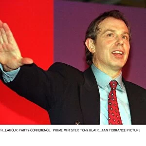 Tony Blair at Scottish Labour Party Conference in Perth March 1998 hand outstretched