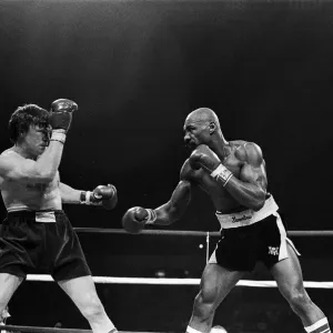 Print of Tony Sibson's 1983 loss to Marvin Hagler Print of Tony Sibson's 1983 loss to Marvin Hagler