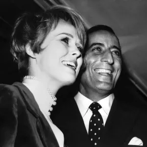 Tony the singer to re-marry. American singer Tony Bennett announced on Thursday night