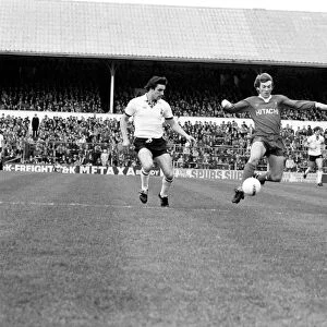 Tottenham Hotspur 2 v. Liverpool 0. March 1980 LF02-18-039 Local Caption Division